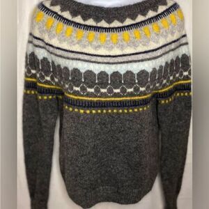 Grey Gap sweater size XS